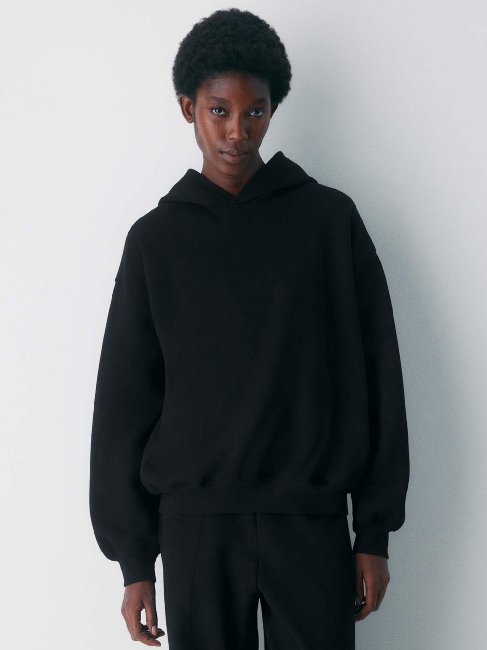 Aritzia Black Hooded Sweatshirt